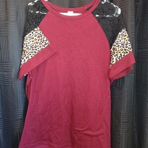 Chic Burgundy Top with Lace and Leopard Accents